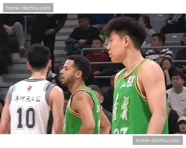 辽宁本钢防守失位问题频发 对手轻松得分机会增多